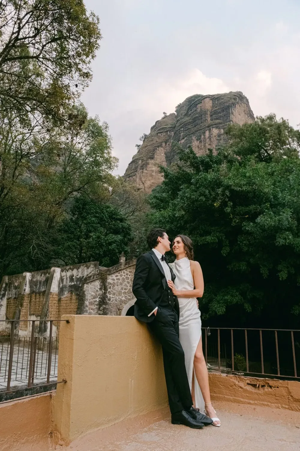 Real wedding in Mexico by Inquadratura