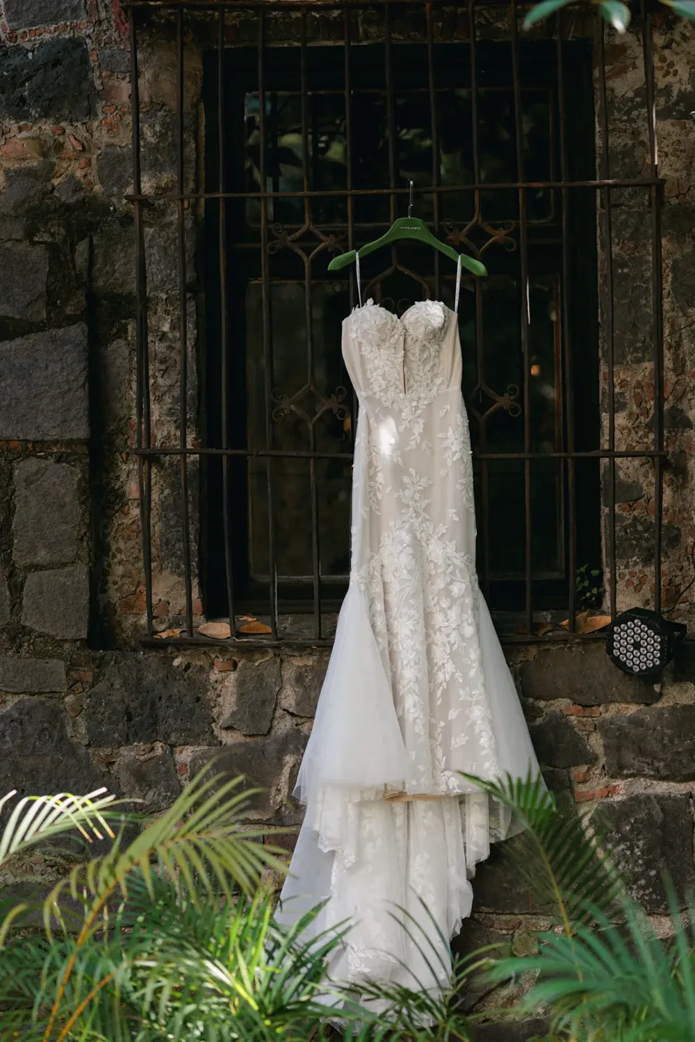Real wedding in Mexico by Inquadratura