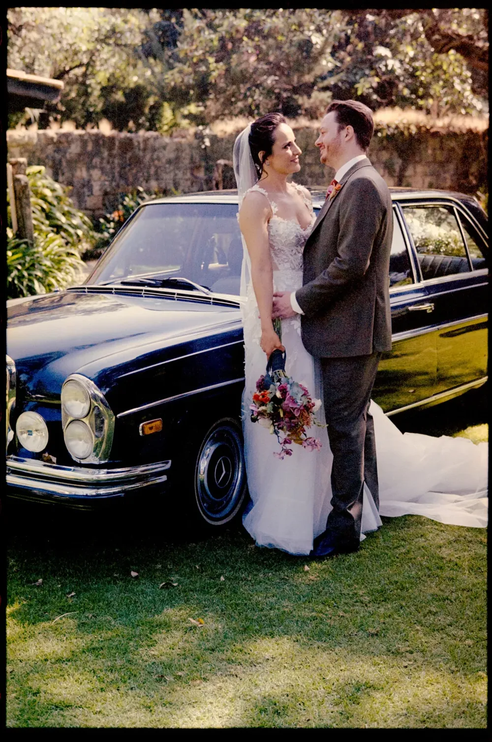 Real wedding in Mexico by Inquadratura, film photo