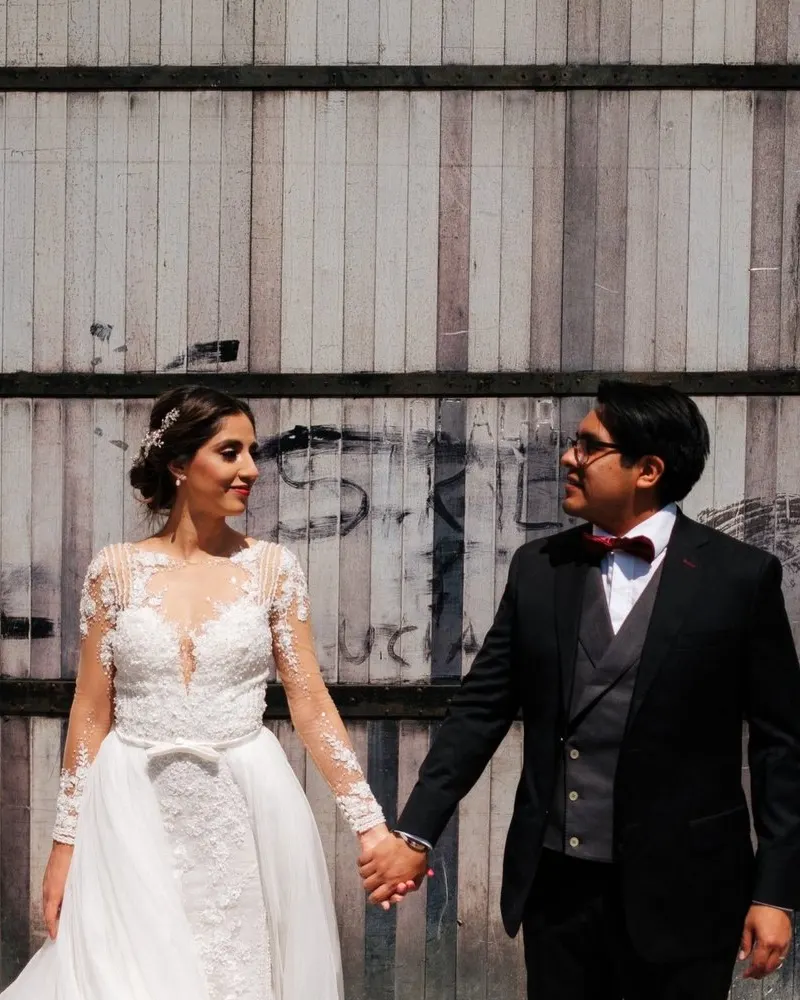 Cynthia and Jorge, trash the dress session in Mexico City