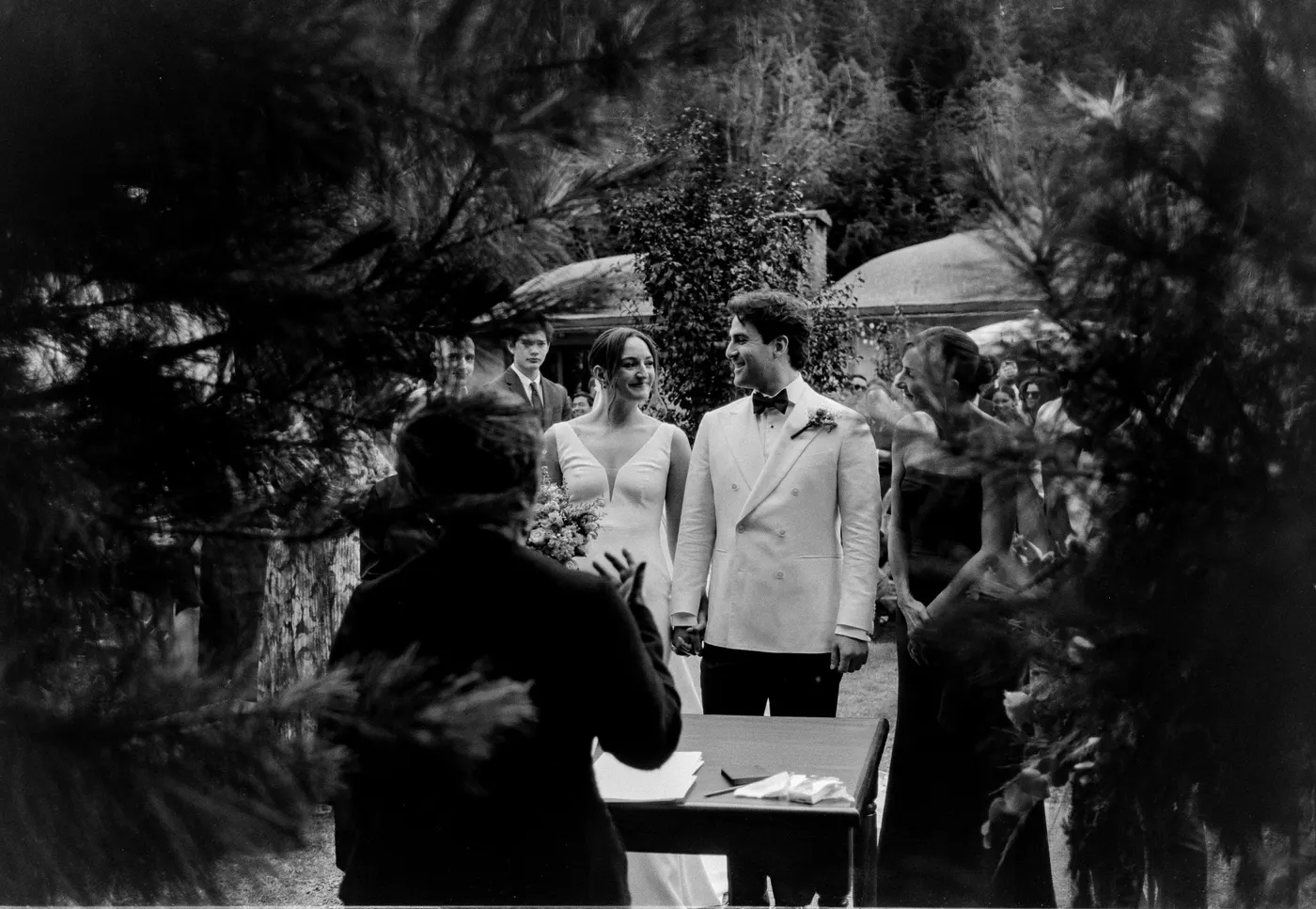 Kiara and Pablo, wedding photographed on film — photo 20